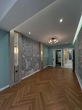 Satılır 4 otaqlı mənzil 140 m²