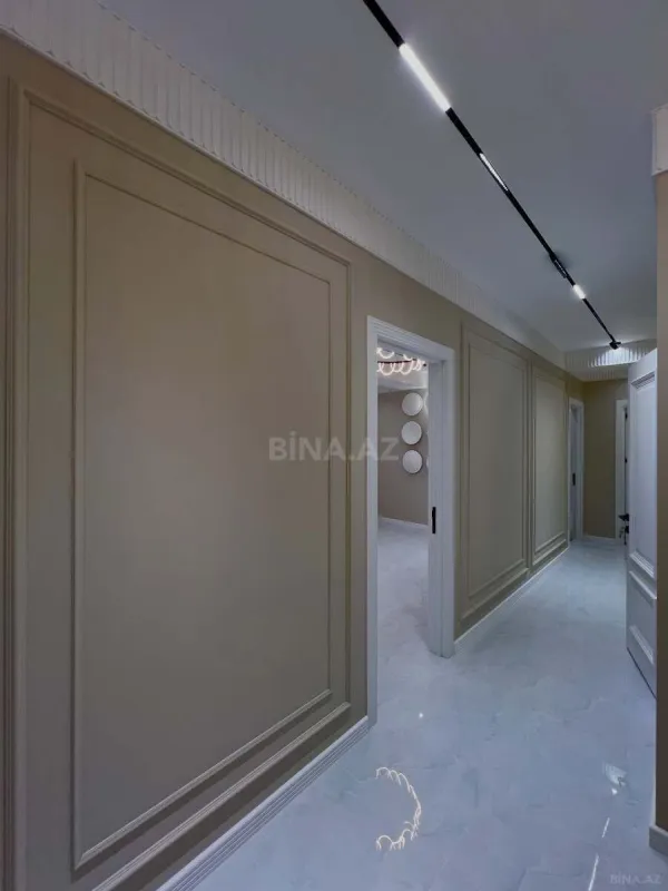 Satılır 4 otaqlı mənzil 140 m²