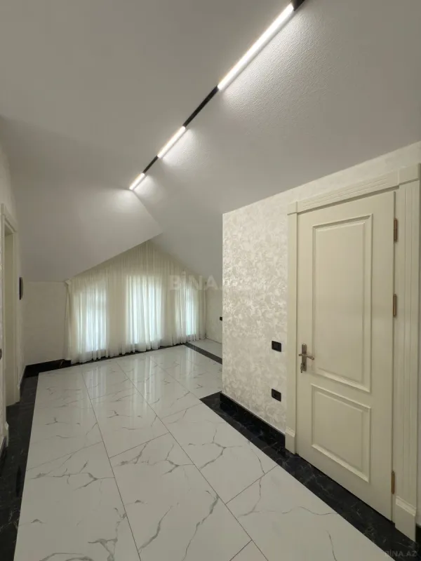 Satılır 6 otaqlı həyət evi 450 m²