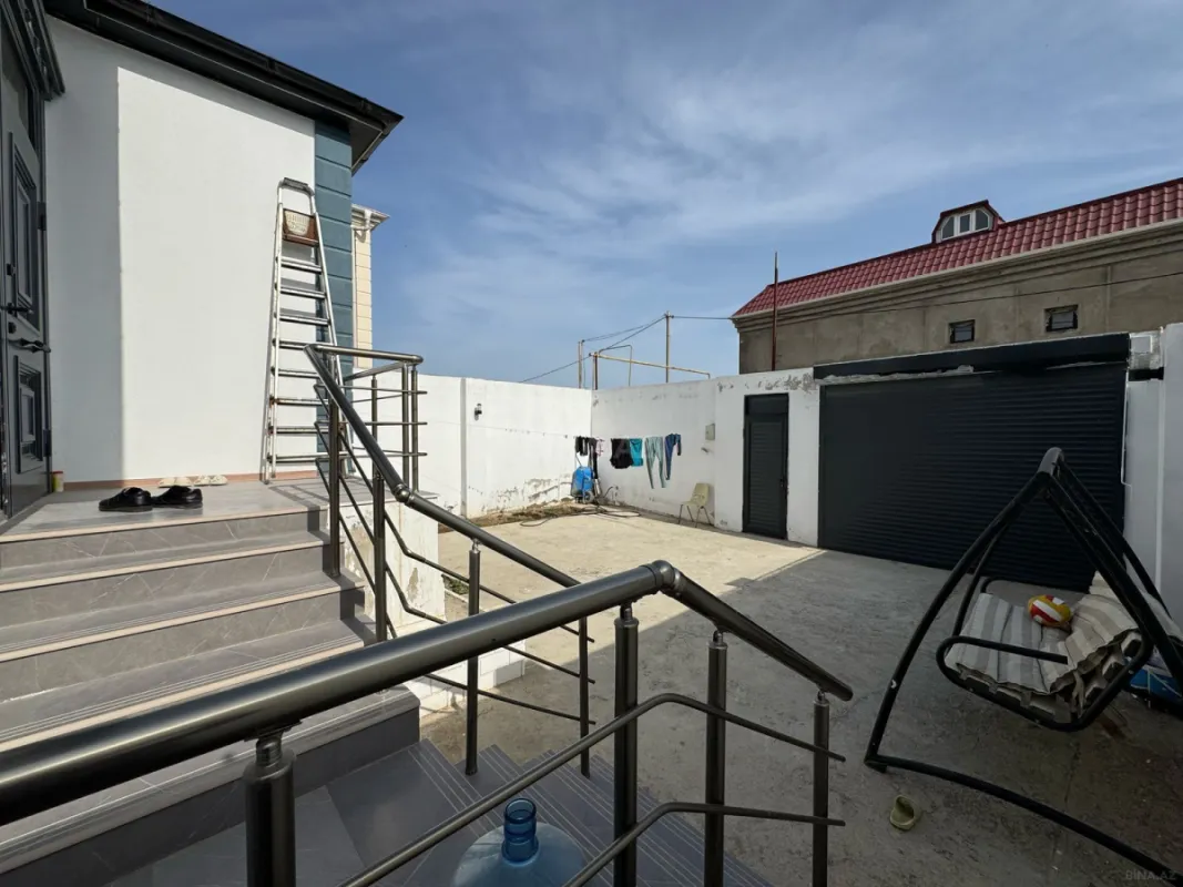 Satılır 3 otaqlı həyət evi 140 m²