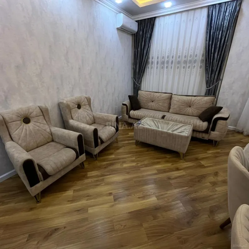 Satılır 3 otaqlı mənzil 137 m²