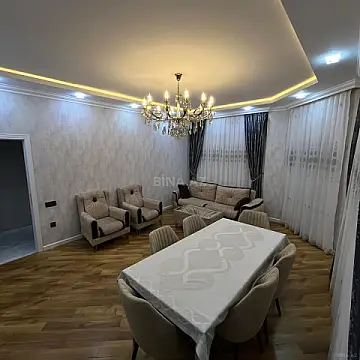 Satılır 3 otaqlı mənzil 137 m²