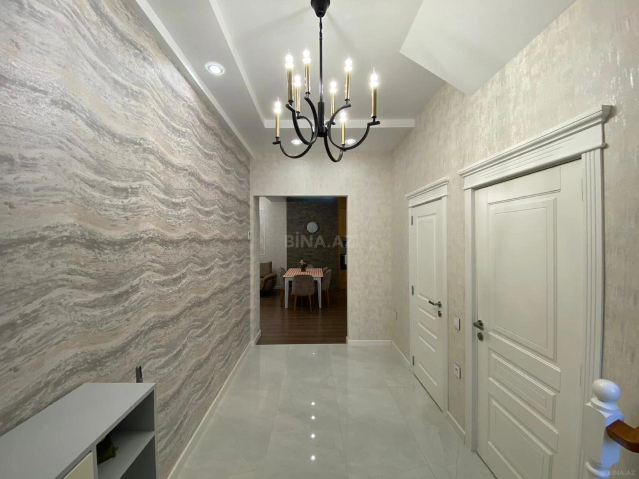 Satılır 4 otaqlı həyət evi 180 m²