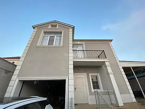 Satılır 4 otaqlı həyət evi 180 m² — Bakı, Badamdar 4 otaq 180.00 m²