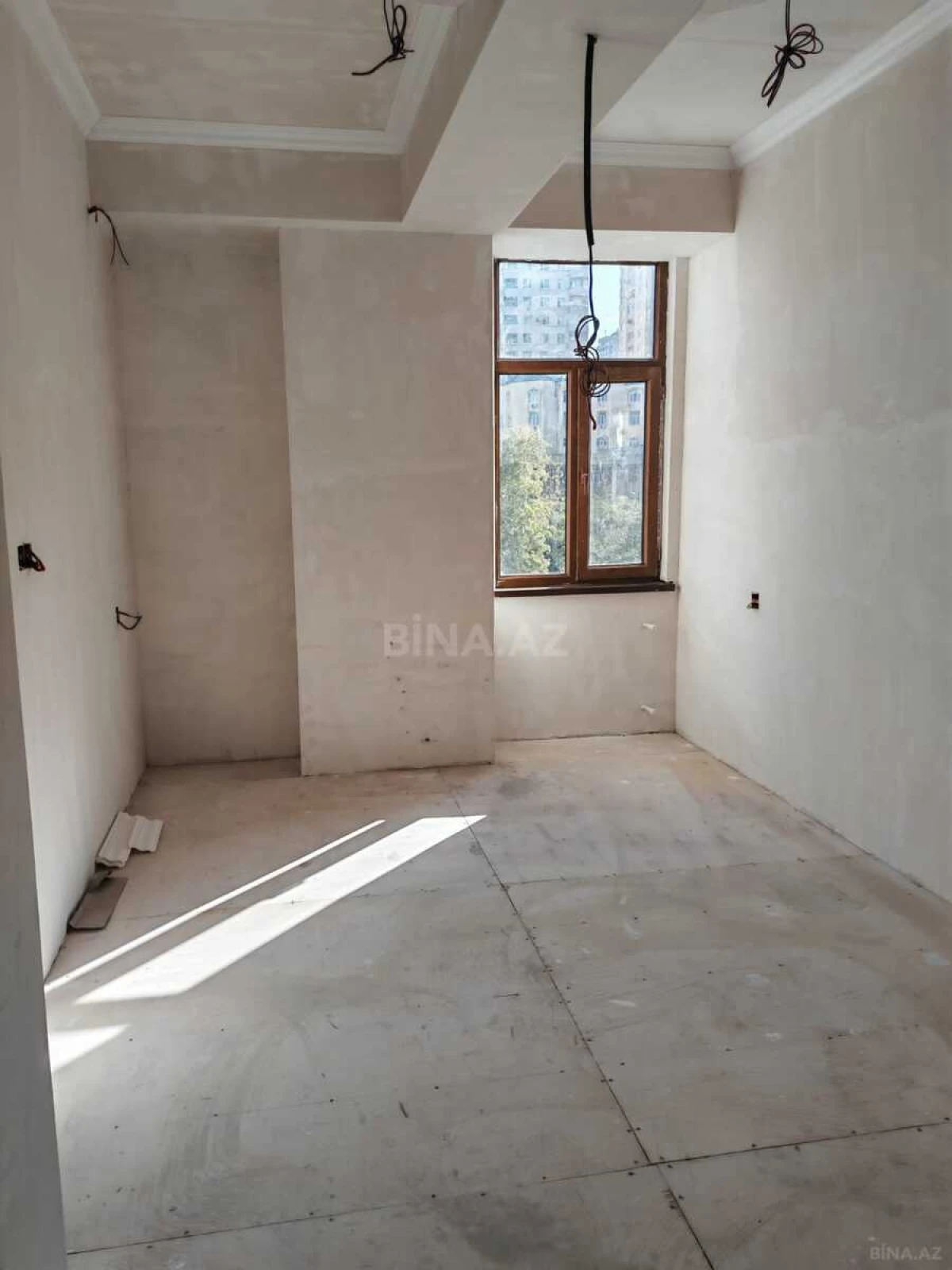 Satılır 2 otaqlı mənzil 65 m²