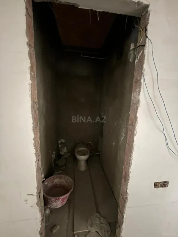 Satılır 4 otaqlı mənzil 170 m²