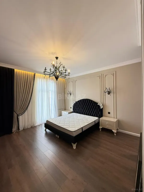 Satılır 5 otaqlı həyət evi 450 m²