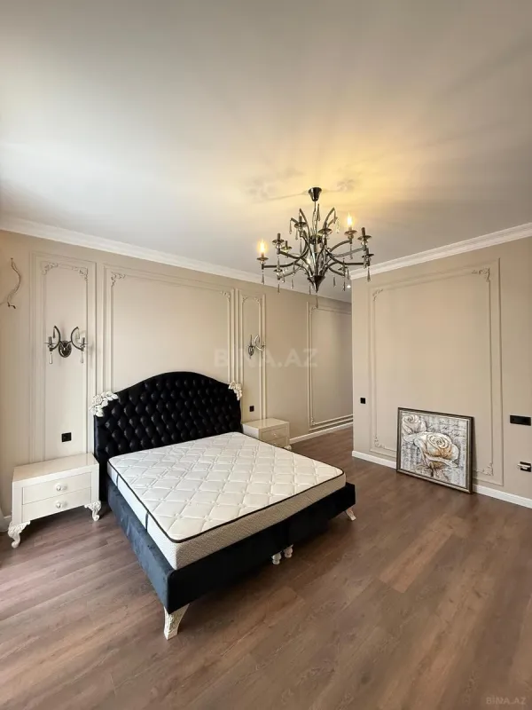 Satılır 5 otaqlı həyət evi 450 m²