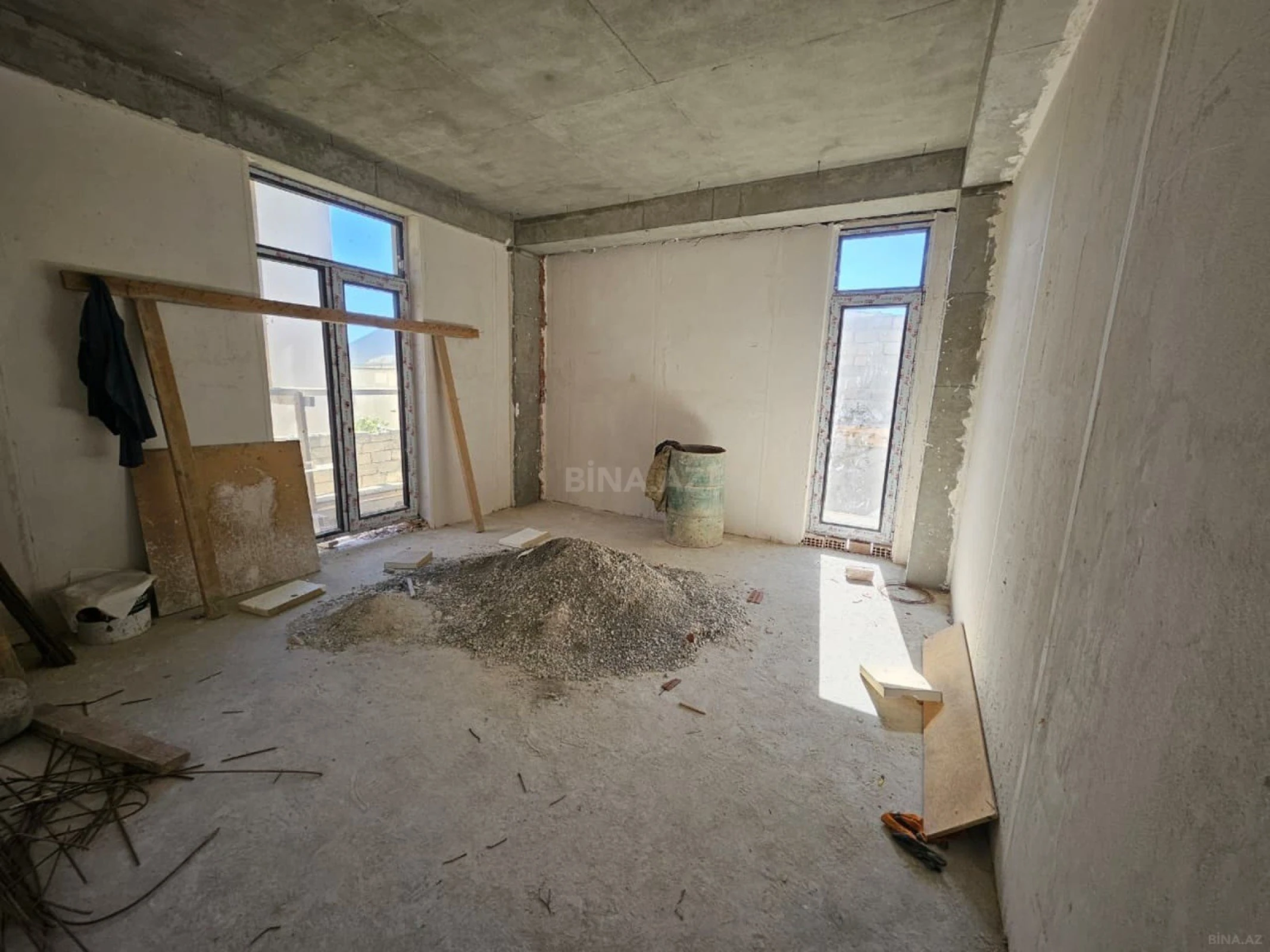 Satılır 3 otaqlı mənzil 71 m²