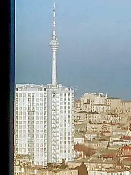 Satılır 5 otaqlı həyət evi 220 m²