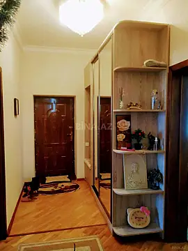 Satılır 5 otaqlı həyət evi 220 m²