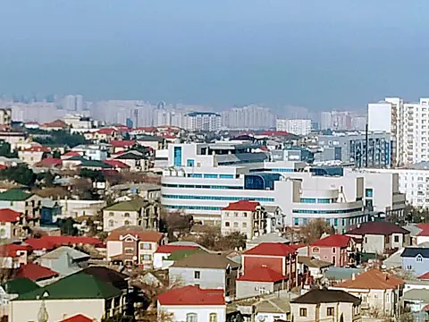 Satılır 5 otaqlı həyət evi 220 m²