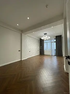 Satılır 3 otaqlı mənzil 138 m²