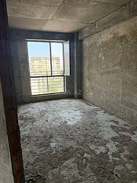Satılır 3 otaqlı mənzil 93 m²