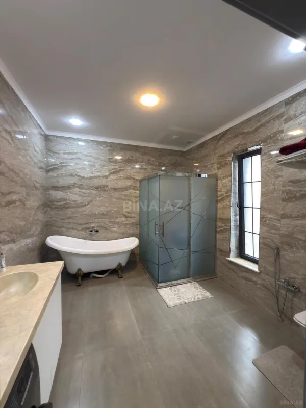 Satılır 5 otaqlı həyət evi 350 m²