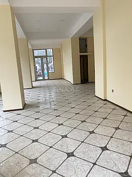 Satılır obyekt 100 m²