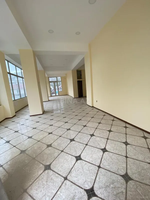 Satılır obyekt 100 m²