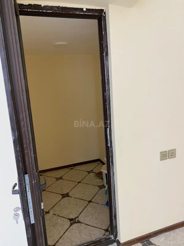 Satılır obyekt 100 m²