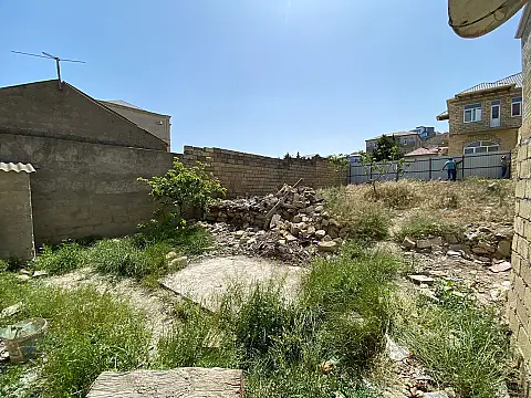 Satılır torpaq sahəsi 2.4 m²