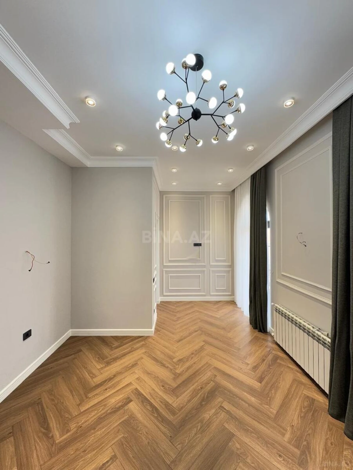 Satılır 6 otaqlı həyət evi 450 m²