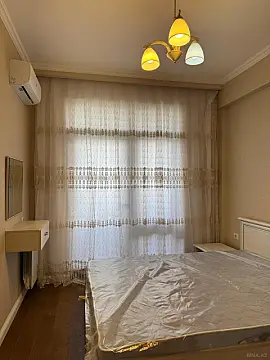 Kirayə verilir 2 otaqlı mənzil 60 m²