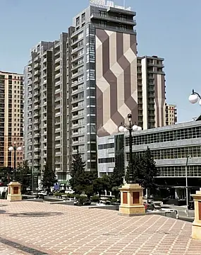 Kirayə verilir 4 otaqlı mənzil 220 m²