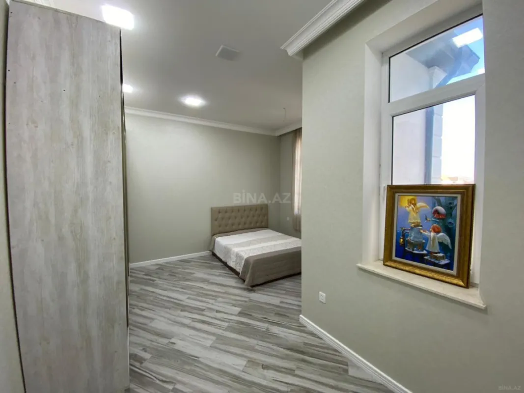 Satılır 7 otaqlı həyət evi 350 m²
