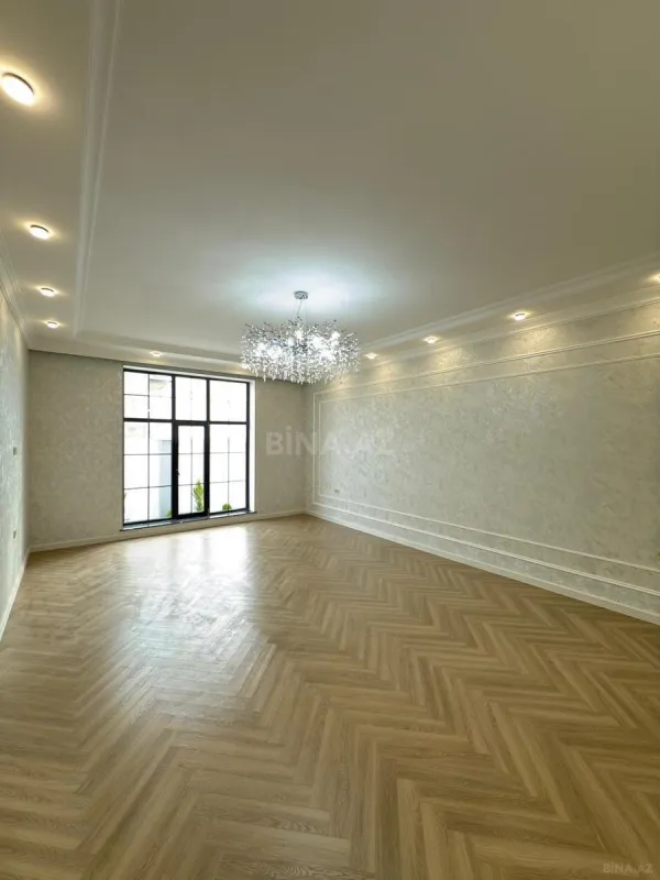 Satılır 4 otaqlı həyət evi 270 m²