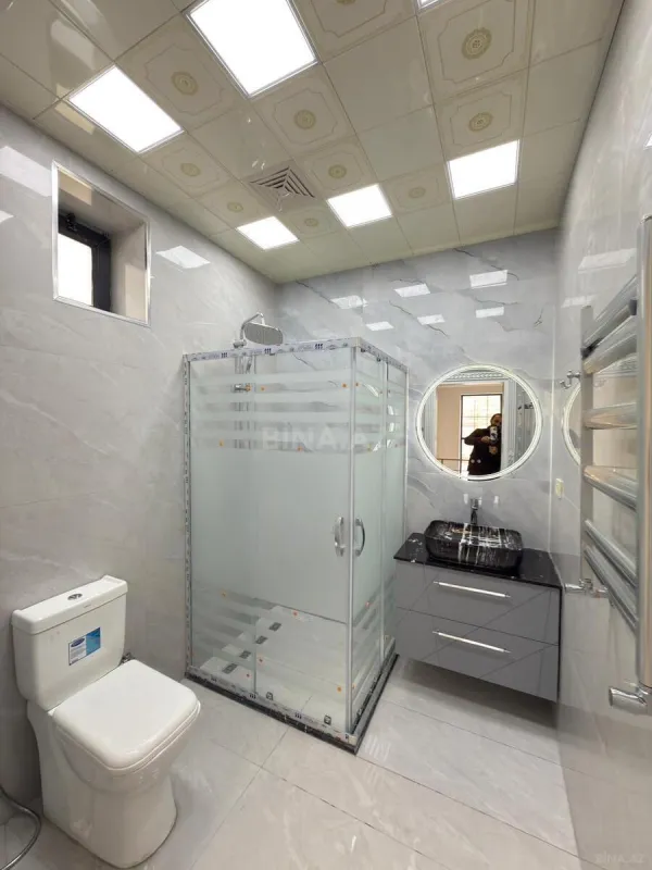 Satılır 4 otaqlı həyət evi 270 m²