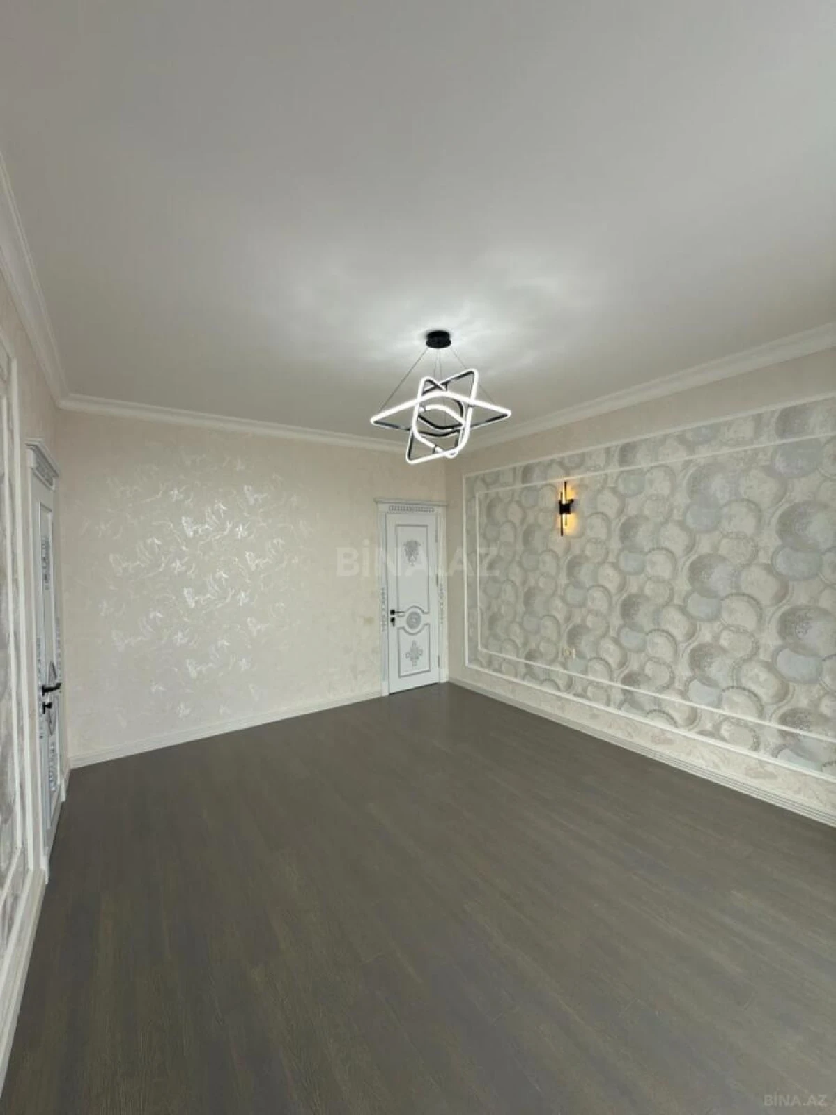 Satılır 4 otaqlı həyət evi 270 m²