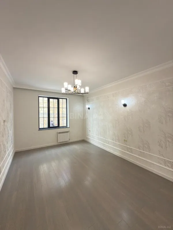 Satılır 4 otaqlı həyət evi 270 m²