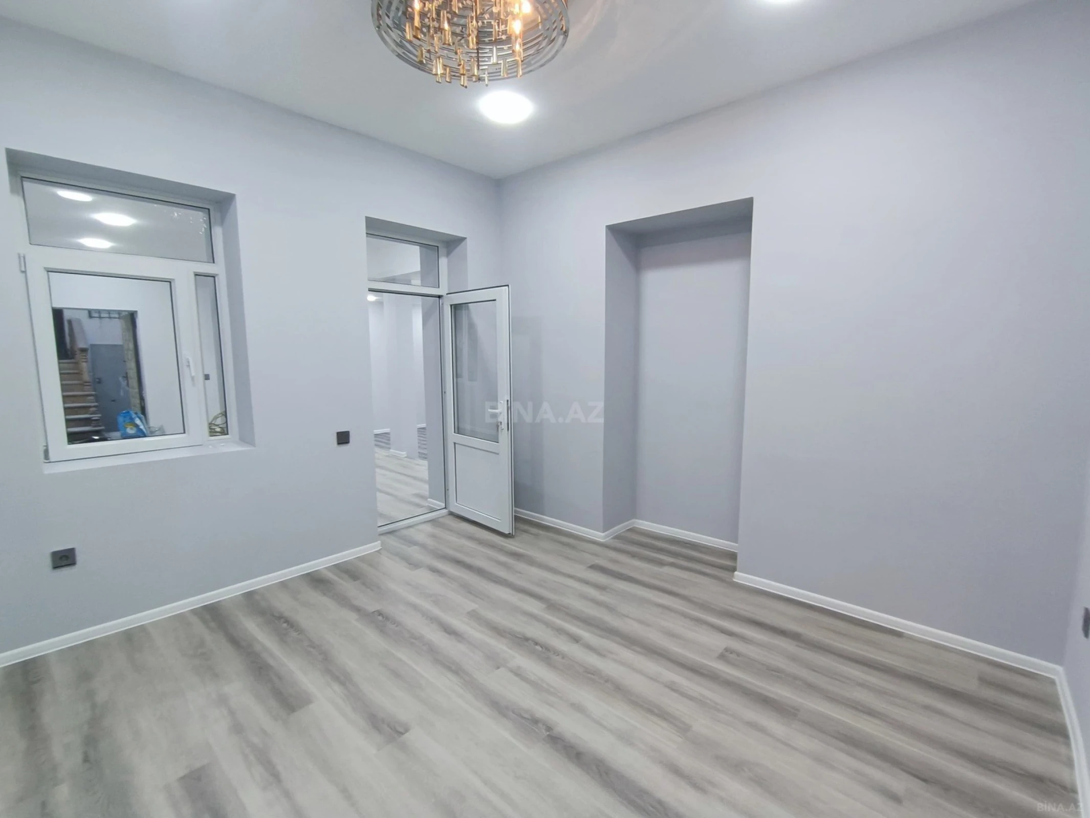 Kirayə verilir 3 otaqlı ofis 160 m²