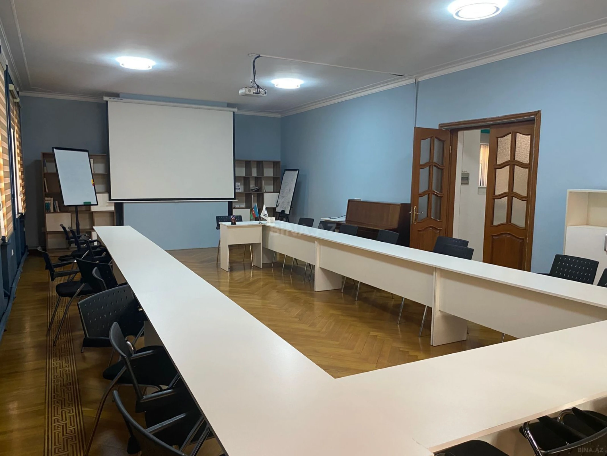 Kirayə verilir 10 otaqlı ofis 800 m²