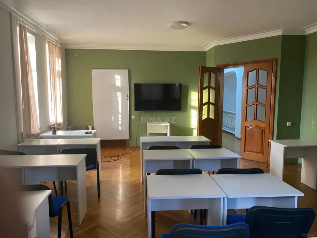 Kirayə verilir 10 otaqlı ofis 800 m²