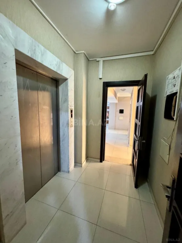 Kirayə verilir obyekt 2200 m²