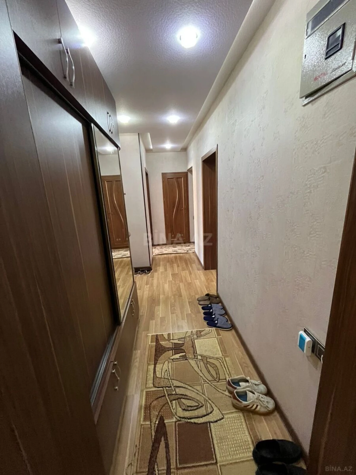 Satılır 3 otaqlı mənzil 70 m²