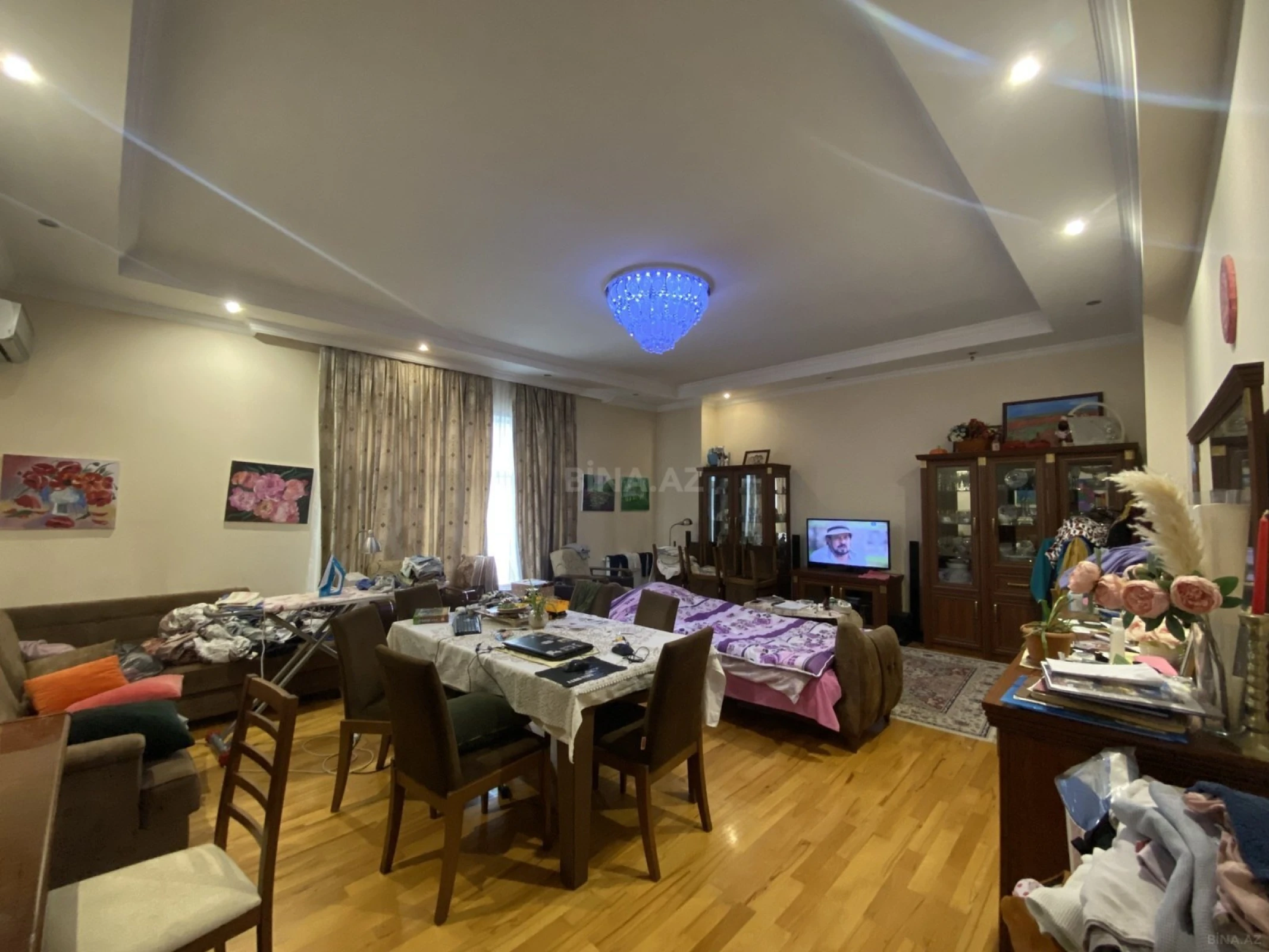 Satılır 3 otaqlı mənzil 147 m²
