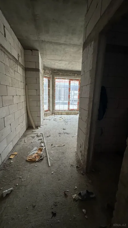 Satılır 7 otaqlı həyət evi 440 m²