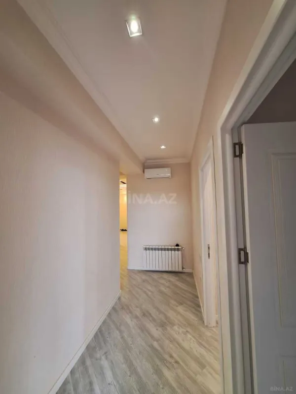 Kirayə verilir 3 otaqlı mənzil 122 m²