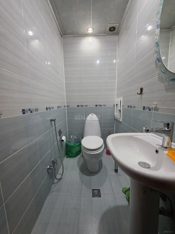 Satılır 2 otaqlı mənzil 93 m²