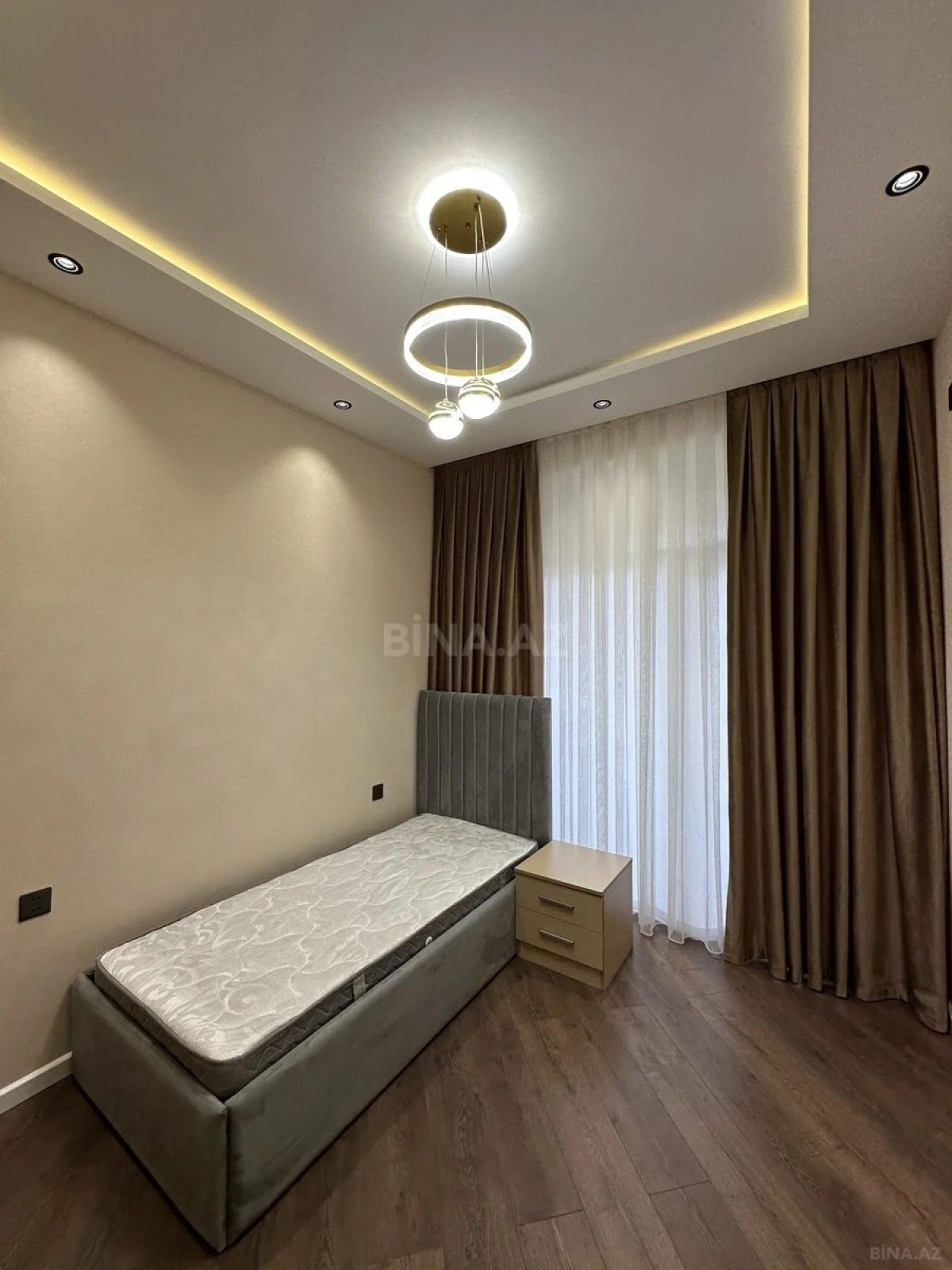 Satılır 3 otaqlı mənzil 80 m²