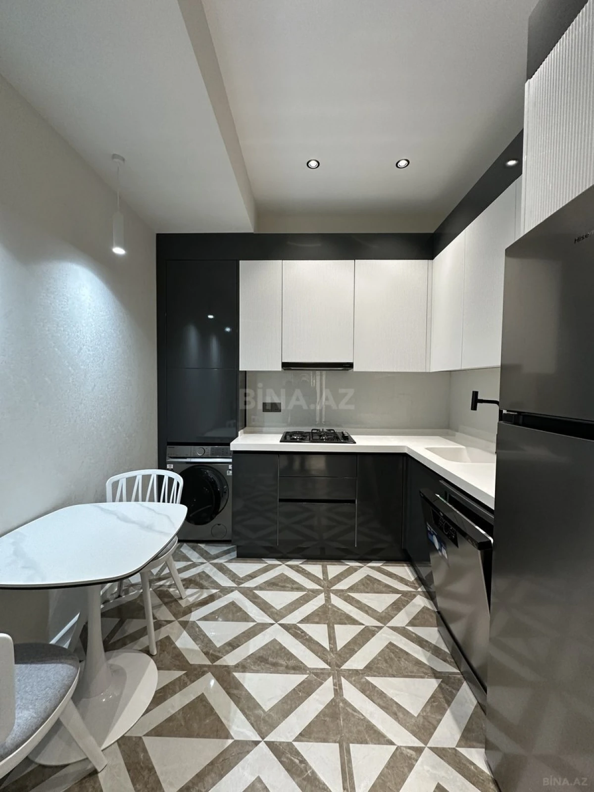 Satılır 3 otaqlı mənzil 80 m²