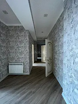 Satılır 3 otaqlı mənzil 156 m²