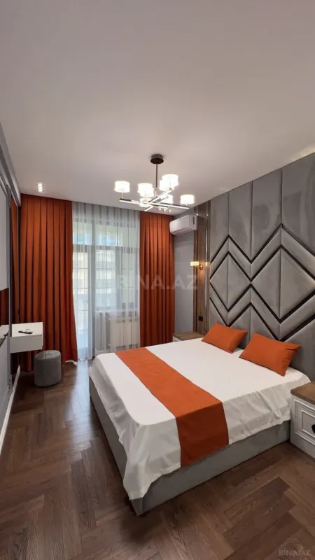 Satılır 2 otaqlı mənzil 87 m²