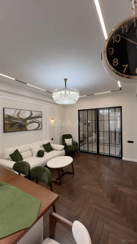 Satılır 2 otaqlı mənzil 87 m²