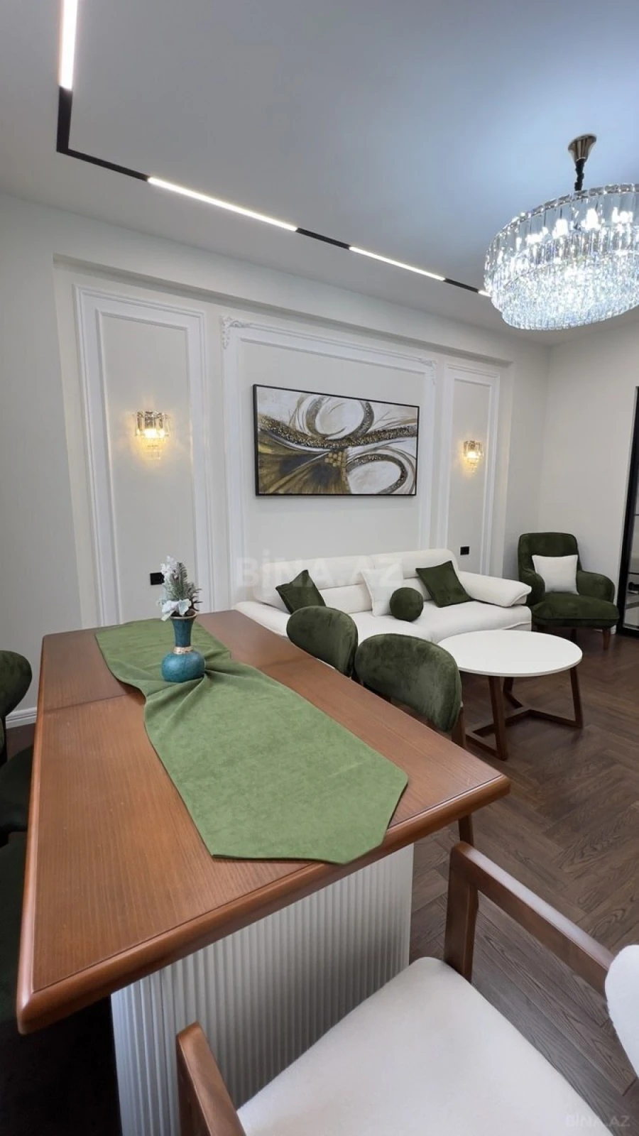 Satılır 2 otaqlı mənzil 87 m²