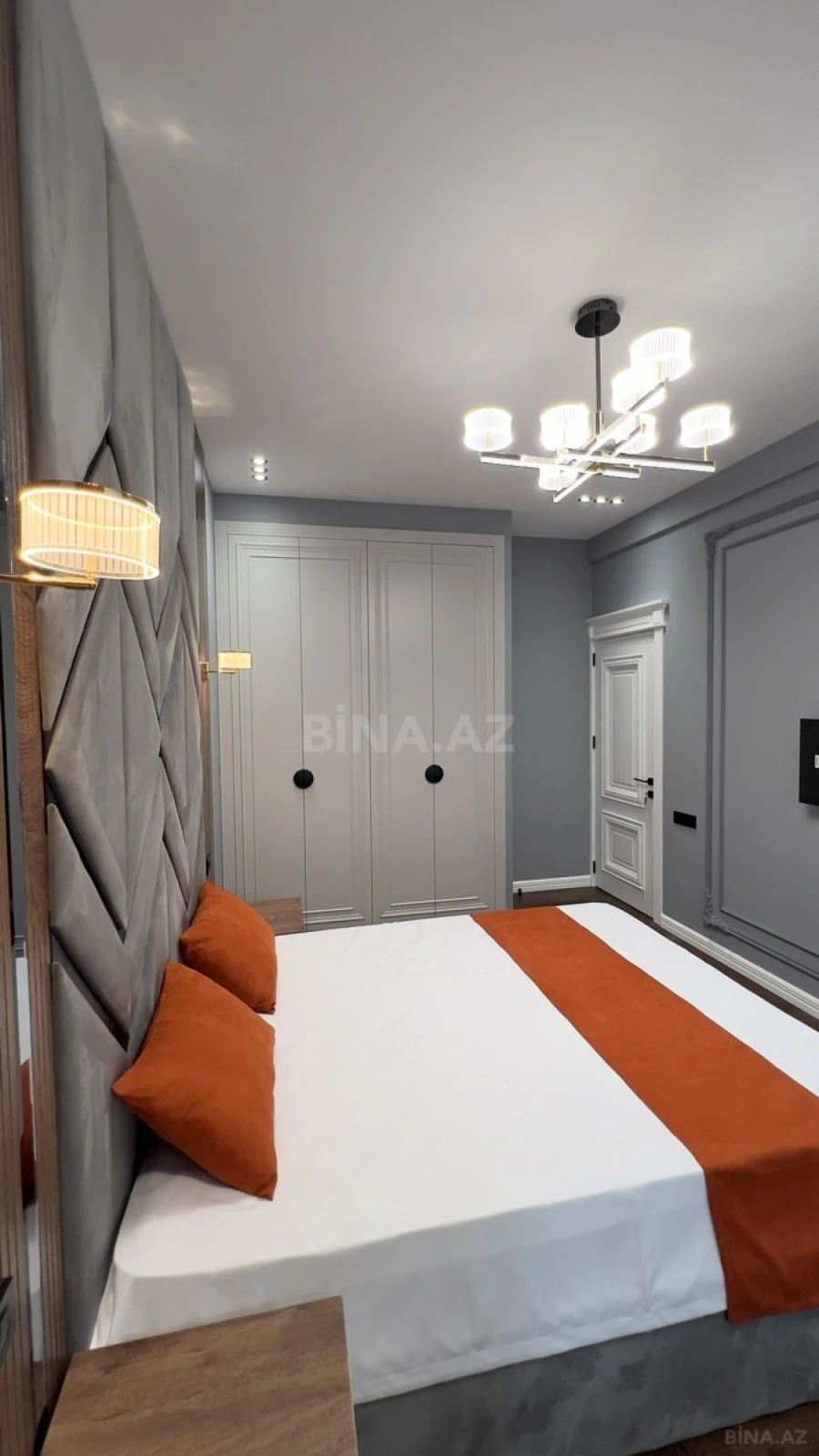 Satılır 2 otaqlı mənzil 87 m²