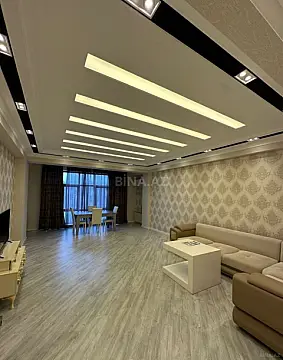 Kirayə verilir 3 otaqlı mənzil 122 m²