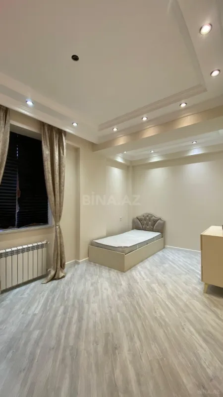 Kirayə verilir 3 otaqlı mənzil 122 m²
