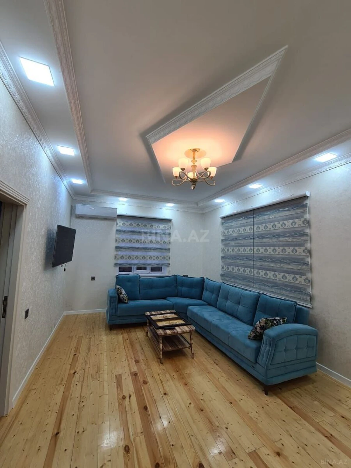 Satılır 5 otaqlı həyət evi 160 m²